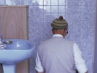 Bungalow Greywell Grandad Tiling Bathroom